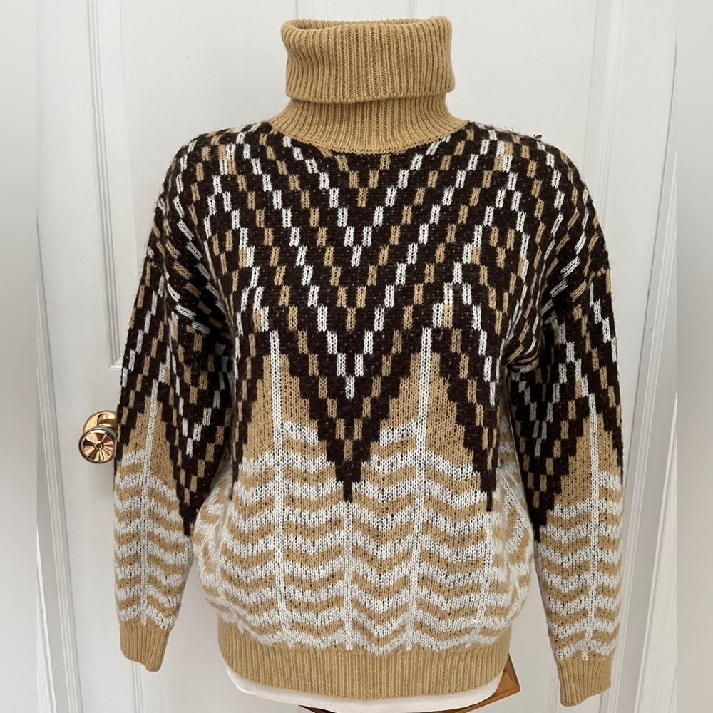Suzy Shier turtleneck sweater size medium ladies